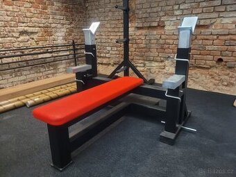 Bench press masivní