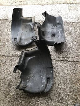 Lancia Delta Integrale přední plastové nadkolí