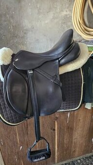 Sedlo Triton na vlně