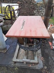 Cirkulárka s kolébkou, 380 V, plně funkční