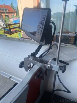 Držák echo – sondy i obrazovky