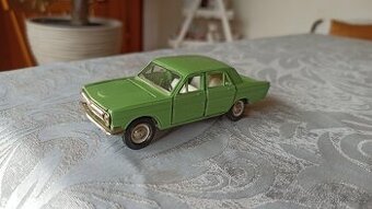 Stará ruská kovová hračka Volha