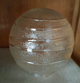 Retro stínidla na světlo