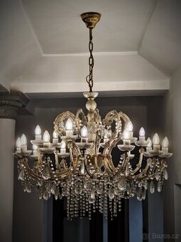 Křišťálový lustr