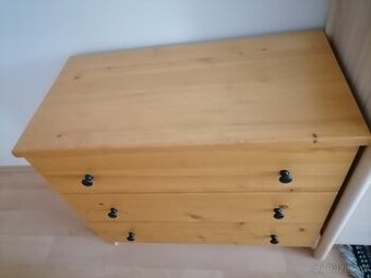 Komoda z masivu