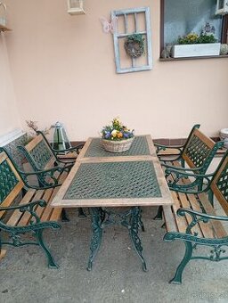 Litinový zahradní nábytek