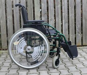 130-Mechanický invalidní vozík Meyra. - 1