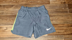 Chlapecké šortky Nike