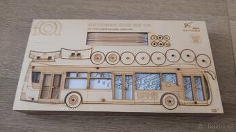 Dřevěný model autobusu SOR NS12