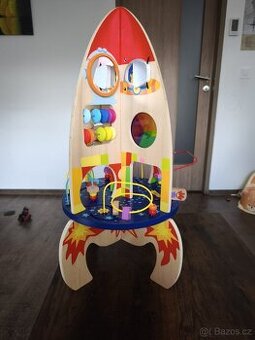 Učící věž, aktivity board, raketa