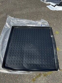 Plastová vana do kufru originál Mercedes Cls w218