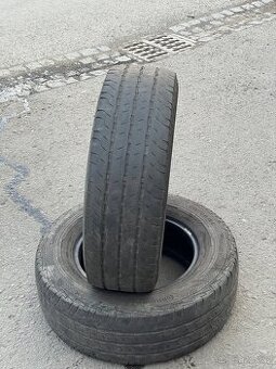Letní pneu 215/70 R15 C 4mm 2021