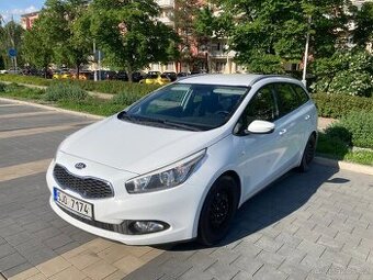 KIA Ceed 1.6 GDI (benzín), rv. 2014, dobrý stav
