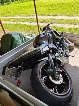 Yamaha R6 2005