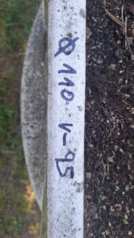 Květináč, Litinový podstavec, Laminát - 1