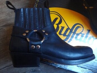 Nové motoboty Buffalo Biker v. 36 + 37