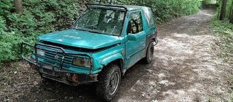 Prodám Suzuki Vitaru geo tracker na náhradní díly