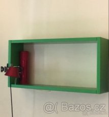 Závěsná police