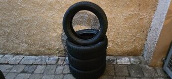 205/55/17 Michelin - zimní - pošlu poštou 1026.