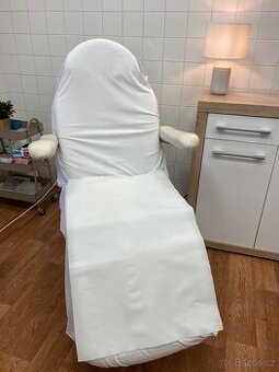 Kosmetické lehátko elektrické