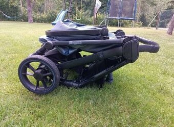 Kočár Moon Jet R