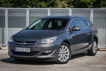 Opel Astra Sport Tourer ST 1.7 CDTI ECOTEC 130k - 1