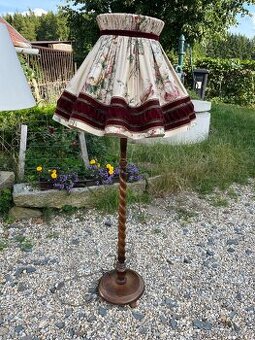 Podlahová lampa - AKCE doprava