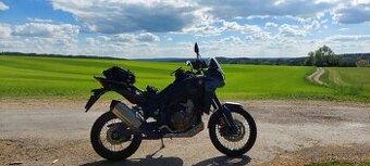 Okolnosti mě donutily prodat můj vůz Honda Africa Twin, rok