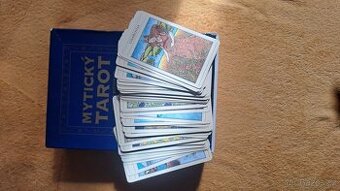 MYTICKÝ TAROT - kniha + 78 karet + hedvábný šátek