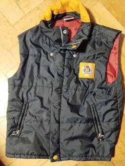 zateplená vesta velikost 110