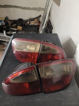 Prodám zadní světla Seat leon 1m