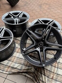 Alu mercedes amg r21