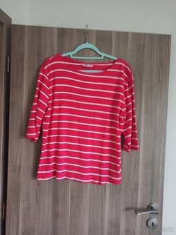 Krásné nové triko