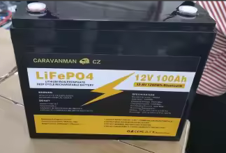 lifepo4 baterie 100, 200 a 300Ah