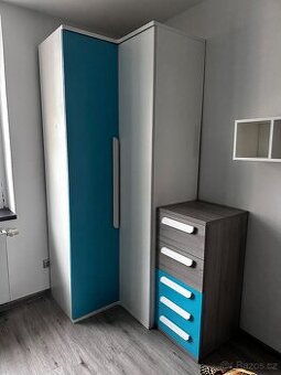Rohová skříň a komoda