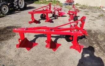 Tříradličný pluh