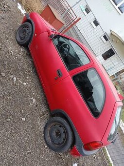 Opel Corsa 1.4i bez tp.