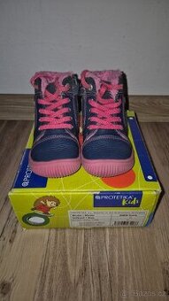 Zimní boty zn. Be-lenka a Protetika Kids