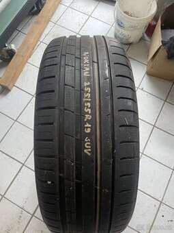 Nokian Tyres 255/55R19 kusovka