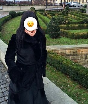 Dámský kožich – velmi teplý a krásně sedí na postavě