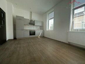 Pronájem bytu 2+1 (70 m2) Jeronýmova, Louny