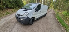 Opel vivaro 1.9 dci  74kw rok 2005,long,renault trafic