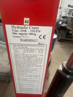 Ruční hydraulický zvedák