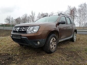Dacia Duster na díly