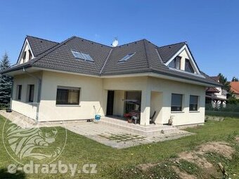 Rodinný dům 6+kk se zahradou , obec Zdiby, okr. Praha-východ