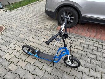 Kolobezka Yedoo