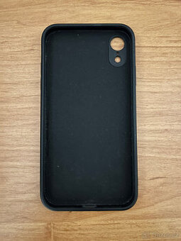 Pouzdro na mobil i-Phone XR a 11
