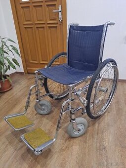 Invalidní vozík - 1