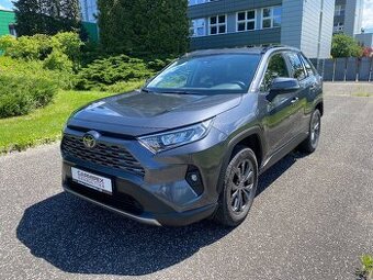 TOYOTA  RAV4  2,0  129kW