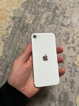 iPhone SE 2020 64gb bílý